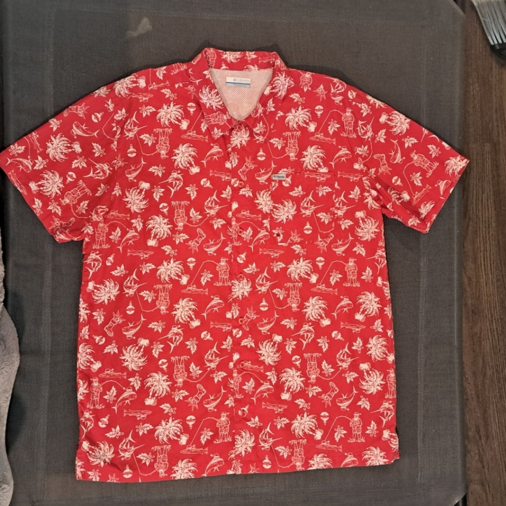 Columbia performance Fishing Gear Christmas Santa Palm Tree Marlin Sword Fish